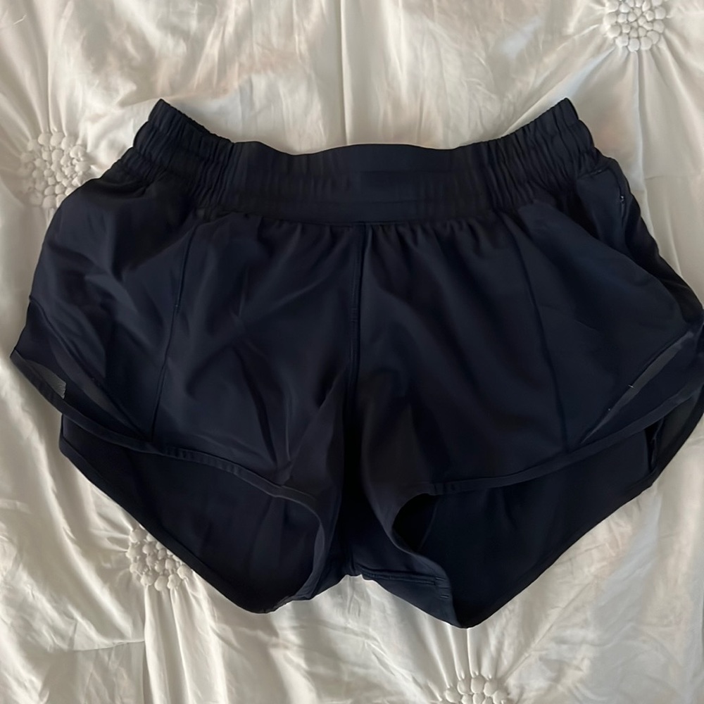 Lululemon Hotty hot 2.5 low rise